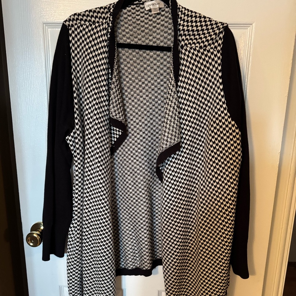 Houndstooth cardigan